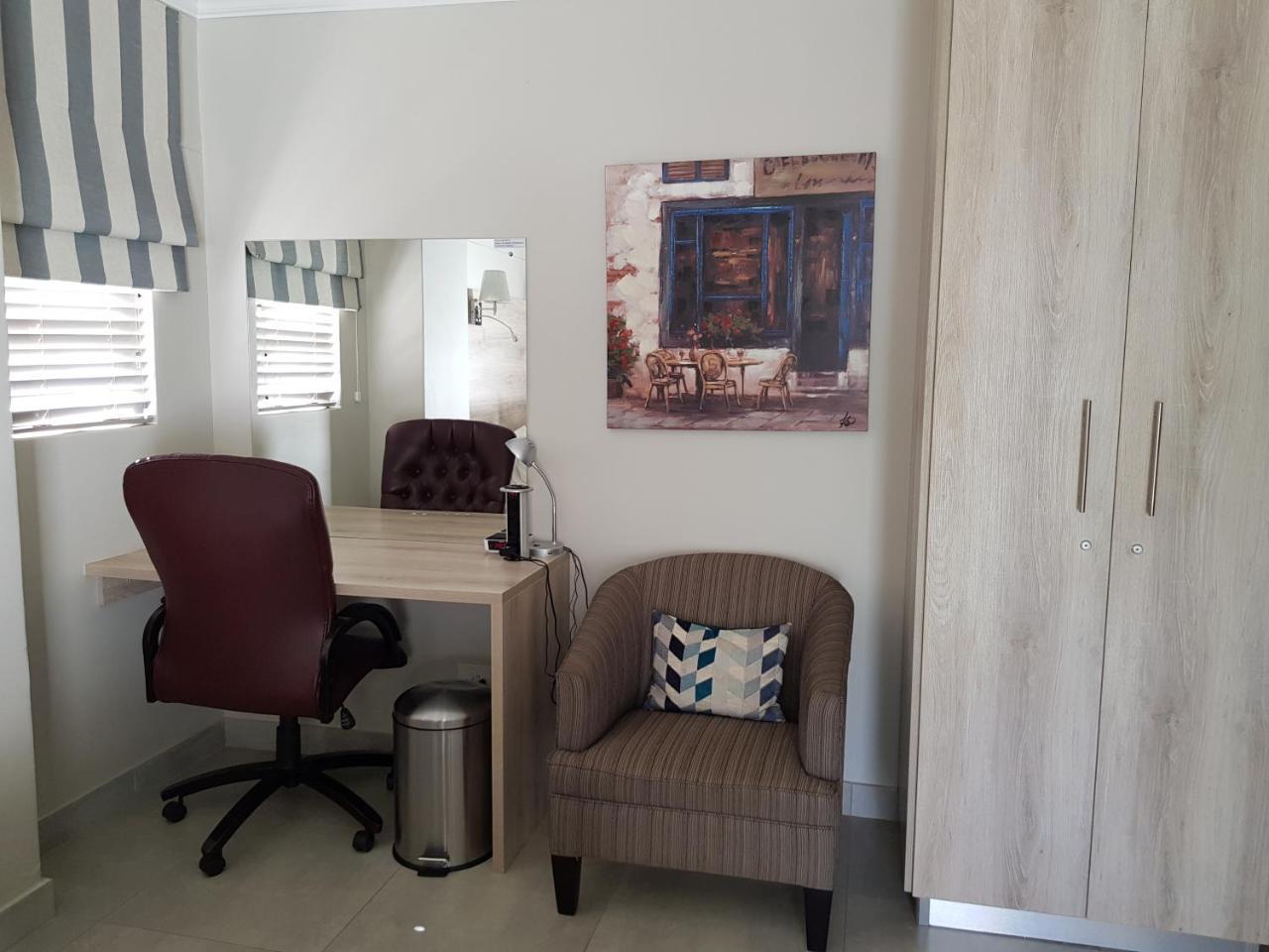 Presidensie Guest Rooms Potchefstroom Exterior photo